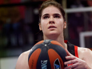 Heat women back in the hunt