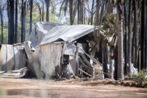 Houses destroyed in Colignan bushfire