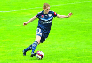 Martin fights pain and wins: Former Three Colours player says she has overcome broken foot