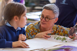 Top artist’s experiment