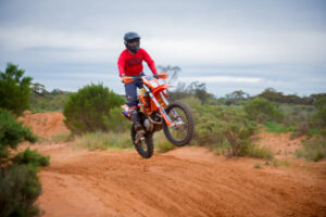 Desert torture lures veterans and rookies