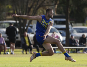 Nick Mee sidelined for Swallows