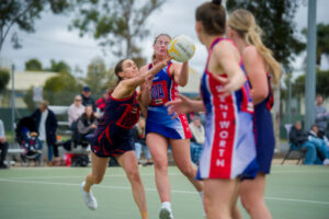 Unbeaten Roos survive a scare
