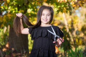 Sunraysia girl’s first cut for a cause