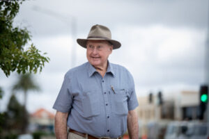 Brown seeks council return