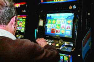 Victoria freezes pokies