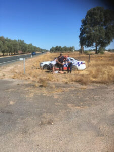 Hero in flip-flops: Geelong man helps NSW police arrest alleged car thief