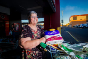 Stocks low as Sunraysia’s vulnerable get turn to shop