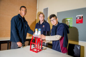 Useful experiment at La Trobe Mildura SciTech Roadshow