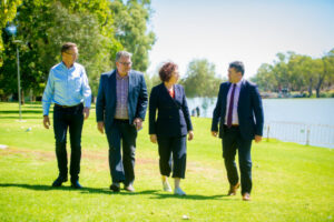 $225m Mallee air search starts for groundwater, minerals