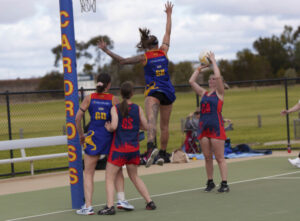 Demons set pace with win over Cardross