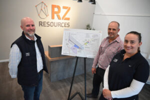 Mine proponents set up shop
