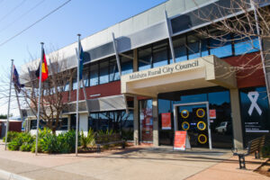 Mildura Council waits on 500 ratepayers for fourth quarter