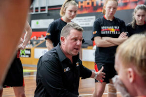 Coach Coombes steps down