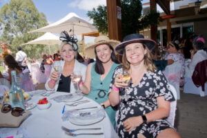 PHOTOS: Oaks Day at Gol Gol Hotel