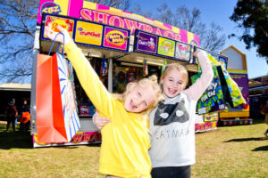 PHOTOS: United through tough time