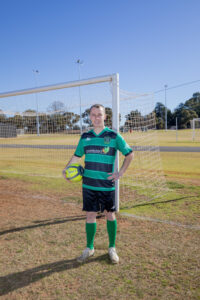 Six-shooter aiming high with new club
