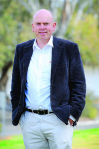 Bob Wheeldon puts hand up for Murray