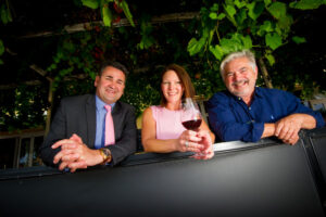 Visitors to flock to Sunraysia for famous dinner under the vines