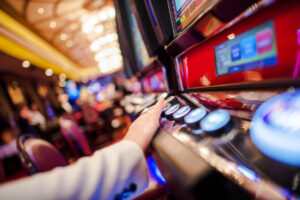 Pokies sign ban not enough, says Dalton
