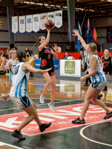 Heat put Swan Hill to sword