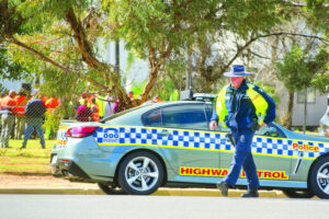 Bomb threat: Mildura Fruit Company evacuated, police sweep area