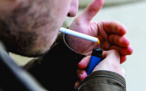 Smokers hazy on dangers