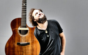 Singer-songwriter back in Sunraysia for high energy blues gig