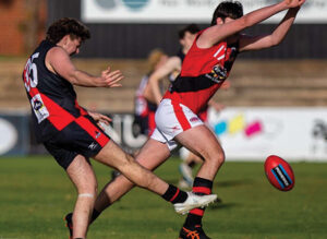 Jackson Fox to debut with young Bloods