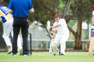 Players keen despite rain