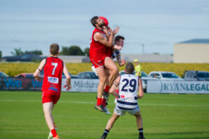 Eagles’ Gill shines in return to ruck