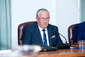 Leave party politics on Facebook, says new Mildura mayor