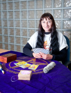 Know your future at the psychic expo adventure