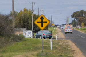 Police hurt in road smash