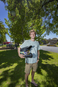 Speedway star joins race against floods