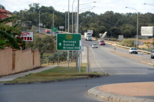 Regional NSW workers with first COVID dose given all clear to work