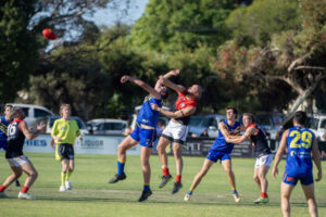 Dees determed to make it hard for Swallows