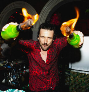 Mildura bar serving up a cocktail of entertainment