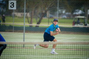 Guns, Legends vie for Div 1 title