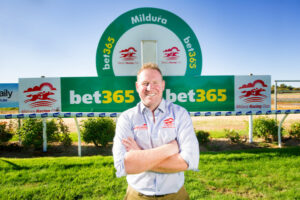 Big deal, you bet: Mildura Racing Club inks sponsorship deal