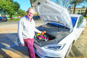 Electric car driver short-circuited