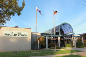 Robinvale population key to funding says mayor