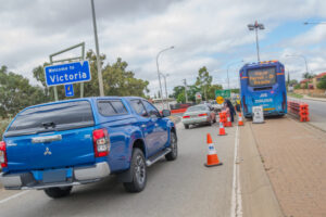 Vic police crack down on NSW road border