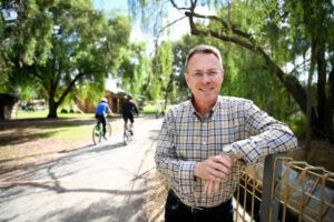 OPEN YOUR DOORS Act like a tourist town, urges council manager