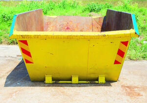 Dumping alert over skip bin discounters