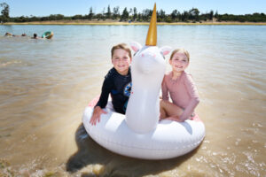 Happy crowd soaks up wakeboarding action at Ouyen