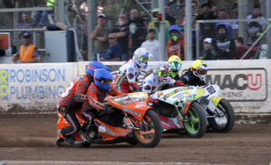 Champions battle for Curly’s crown