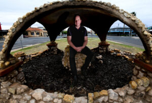 Refurbishment restoring pride in Deakin Avenue