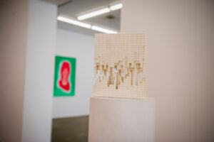 Exhibition reaches across the Pacific