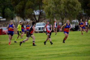 Late blast gets Hawks home